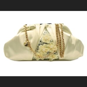 Badgley Mischka Cream Floral Chain Clutch